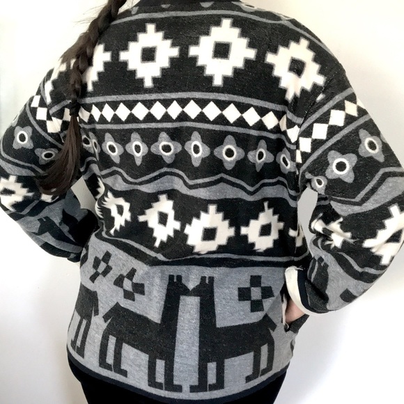 Vintage 1980’s Esprit southwestern grey black & white Aztec blanket coat jacket - Picture 3 of 12